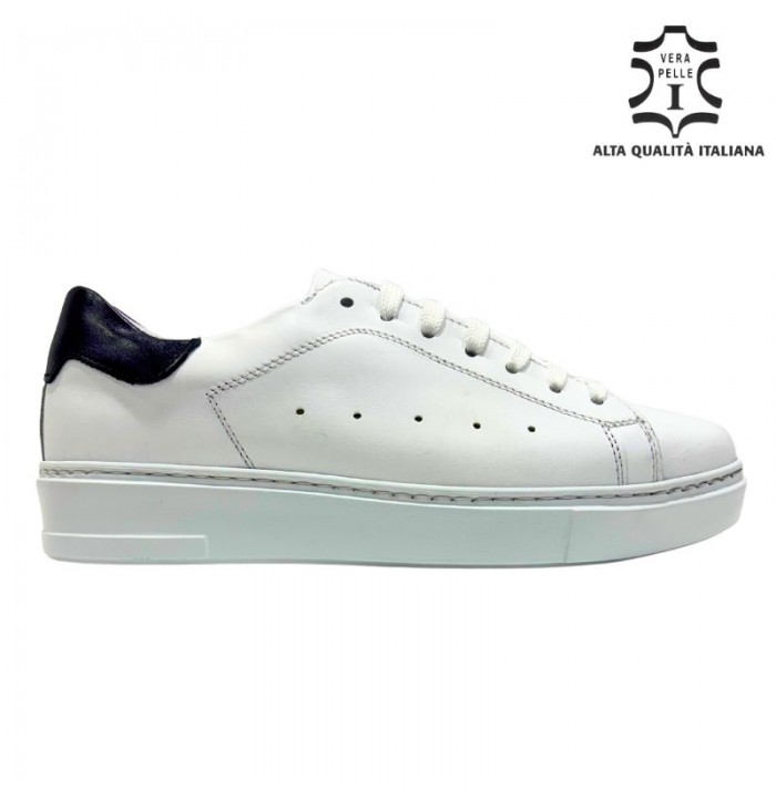 Sneakers uomo bianca e baffo Blu in vera pelle ANTONY SANDER Sneakers uomo bianca e baffo Blu in vera pelle ANTONY SANDER